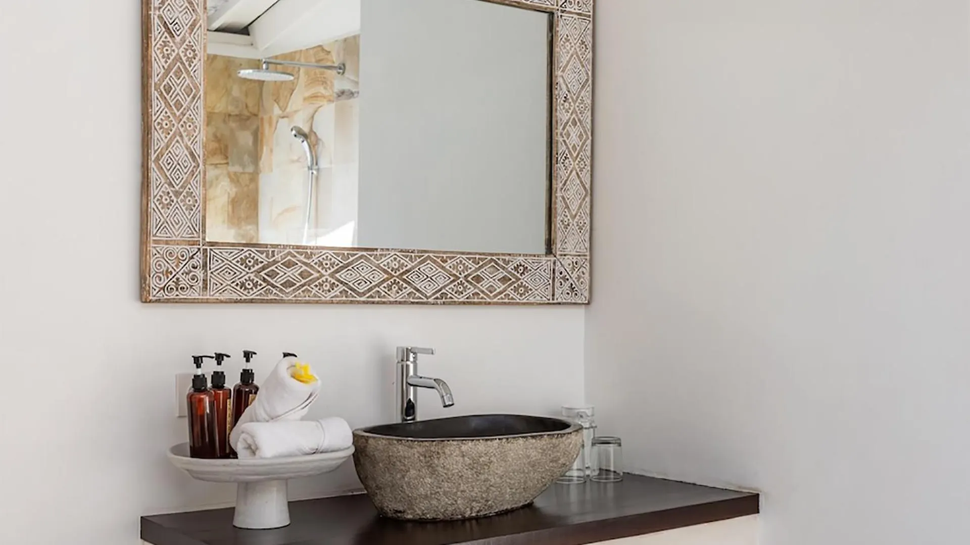 Villa Tabatha By Optimum Bali Villas Canggu  Indonesia
